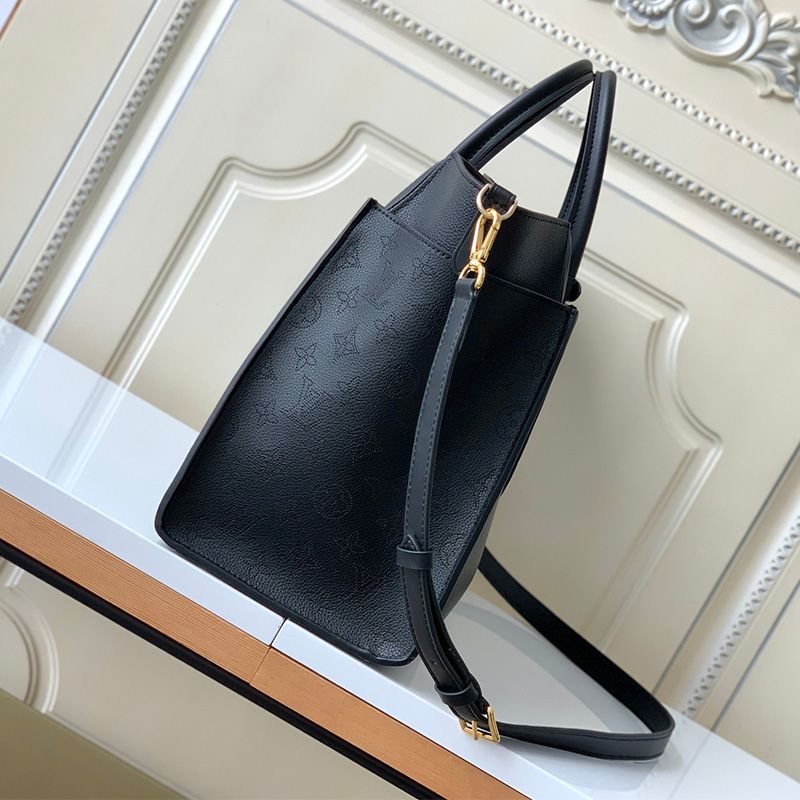 louis vuitton on my side mm tote in grained leather black louis vuitton on my side mm tote in grained leather black