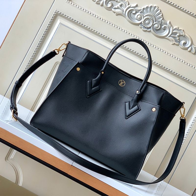 louis vuitton on my side mm tote in grained leather black louis vuitton on my side mm tote in grained leather black